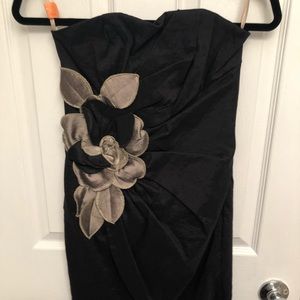 Black and gold dress!